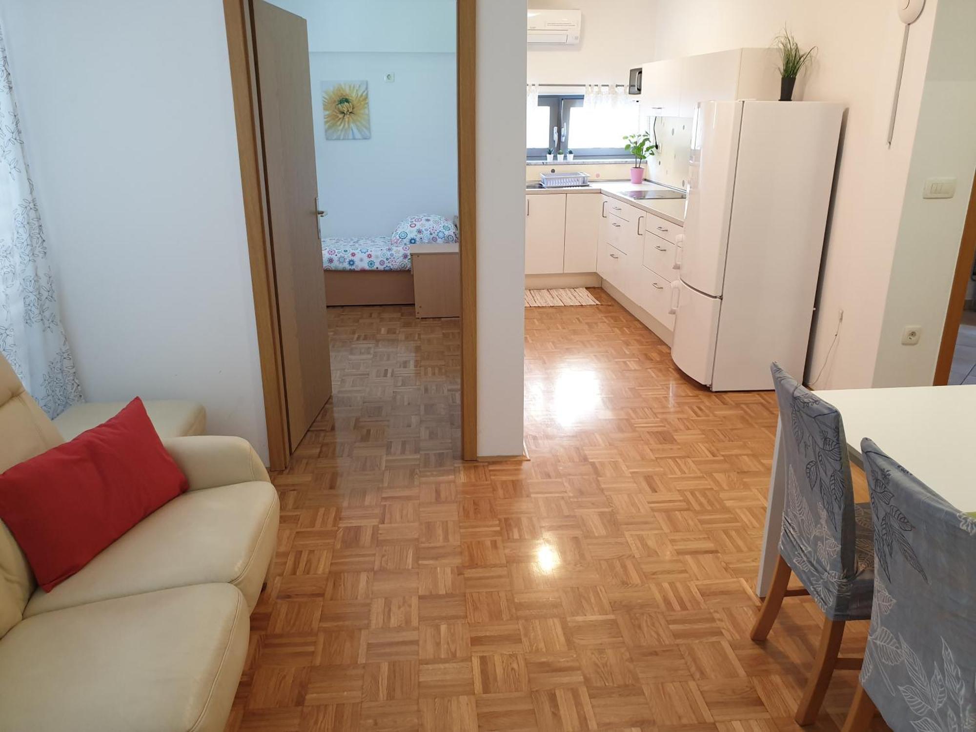 Apartment Emma Ljubljana - Free Parking, Ac, Wifi Rum bild