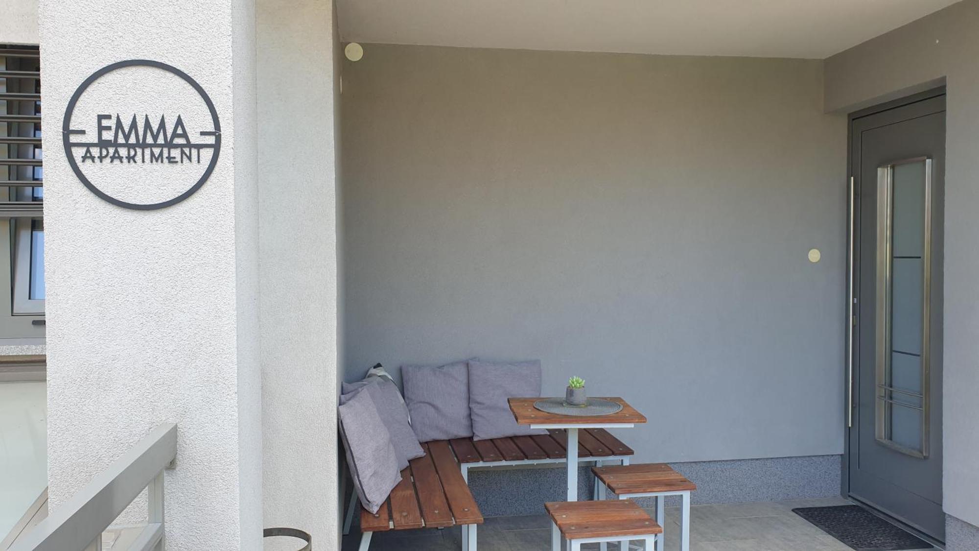 Apartment Emma Ljubljana - Free Parking, Ac, Wifi Exteriör bild