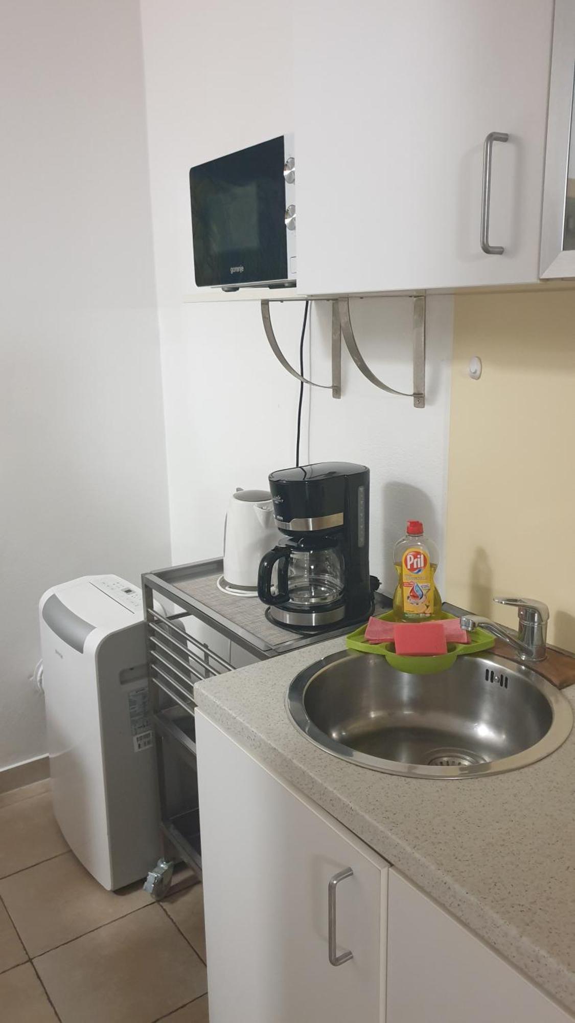 Apartment Emma Ljubljana - Free Parking, Ac, Wifi Exteriör bild