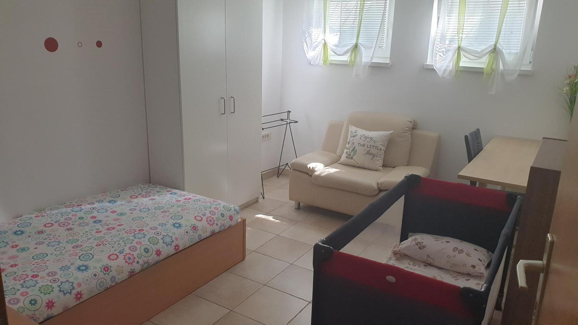 Apartment Emma Ljubljana - Free Parking, Ac, Wifi Exteriör bild